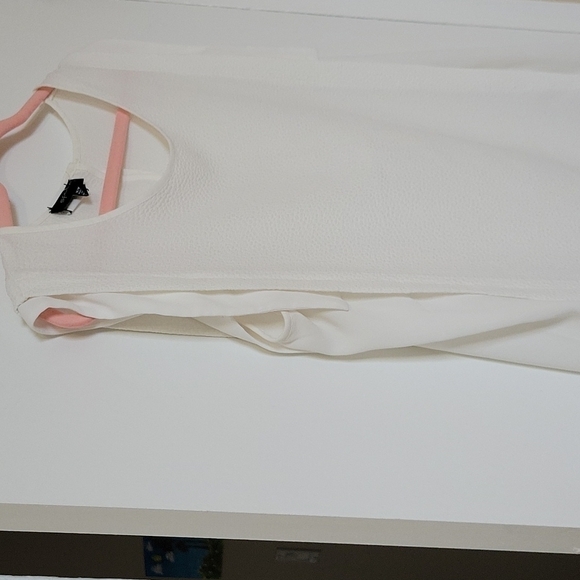 Spense Sleeveless White Blouse US M - Picture 2 of 6